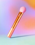 Real Techniques Hyperbrights pensula pentru aplicare fard obraz RT 449 1 buc