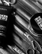 Redken Brews pomadă de păr pentru un aspect natural cu argila 100 ml