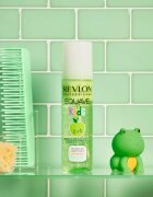 Revlon Professional Equave Kids Balsam hipoalergic pentru par usor de pieptanat de 3 ani 200 ml