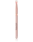Revolution Create pensula pentru fard de ochi R2 1 buc