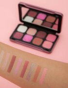 Revolution Forever Flawless paletă cu farduri de ochi culoare Dynamic Ambient 8 g