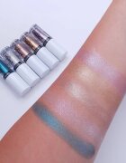 Revolution Relove Eye Light fard de ploape de nuanta aurie culoare Queen 1.9 ml