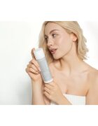 Revuele Glazeful Milky Toner Aqua Cloud loțiune tonică cu lapte cu efect de hidratare 200 ml