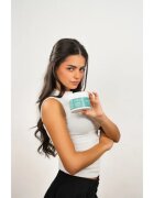 Revuele Velvetish Palm Breeze Body Whipped Cream crema de corp hidratanta Coconut + Shea 300 ml