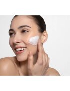Revuele Vitamin C Moisturizer SPF 20 cremă de față pentru hidratare și iluminare SPF 20 50 ml
