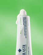 Rilastil Acnestil Attiva (+) cremă pentru față impotriva imperfectiunilor pielii cauzate de acnee 40 ml