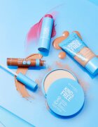 Rimmel Kind & Free machiaj multifuncțional pentru ochi buze și față culoare 005 Berry Sweet 5 g