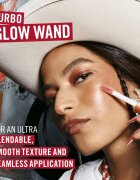 Rimmel Multi-Tasker Turbocharged Glow iluminator lichid culoare 003 Main Character 10 ml