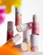 Roger & Gallet Gingembre Rouge Wellbeing Solid Fragrance parfum compact pentru femei 5 g