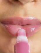 Rude Cosmetics Save My Lips balsam de buze hidratant cu peptide culoare Lychee 15 ml