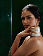 Sanctuary Spa Signature Collection crema exfolianta cu efect de exfoliere 300 ml