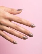 Semilac UV Hybrid Brides Babes unghii cu gel folosind UV / lampă cu LED culoare 488 The Chic One 7 ml