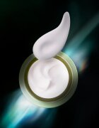 Shiseido Future Solution LX Legendary Enmei Ultimate Brillance Eye Cream cremă cu efect iluminator și de întinerire 15 ml