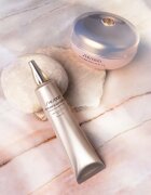 Shiseido Future Solution LX primer pentru stralucire si netezire SPF 30 40 ml