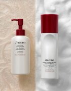 Shiseido Generic Skincare Complete Cleansing Micro Foam spuma de curatare cu efect de hidratare 180 ml