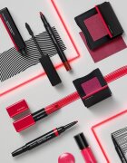 Shiseido Makeup Technosatin gel lipstick ruj satinat culoare 411 Scarlet Cluster 4 g