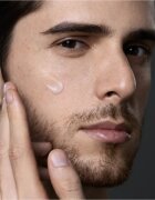 Shiseido Men Total Revitalizer Cream crema de zi pentru bărbați 50 ml