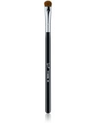 Sigma Beauty Eyes E55 Eye Shading Brush pensula cu precizie 1 buc