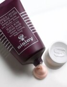Sisley Black Rose Cream Mask crema-masca pentru reducerea semnelor de imbatranire pentru o hidratare intensa 60 ml