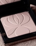 Sisley Blur Expert pudra pentru luminozitate cu efect de netezire culoare 0 Light 11 g