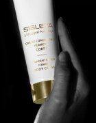 Sisley Sisleÿa L'Integral Anti-Age Concentrated Firming Body Cream crema de corp pentru fermitatea pielii piele anti-imbatranire 150 ml