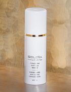 Sisley Sisleÿa L'Integral Anti-Aging Concentrate Hand Care crema de maini cu efect de reintinerire impotriva petelor pigmentate SPF 30 75 ml