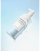 SKIN1004 Madagascar Centella Hyalu-Cica Gentle Cleansing Milk Lapte demachiant hranitor pentru nutriția tenului și menținerea hidratării naturale a ac