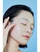 SKIN1004 Madagascar Centella Hyalu-Cica Sleeping Pack mască de noapte hidratantă pentru un ten perfect pentru protectia tenului 30 ml