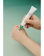 SKIN1004 Madagascar Centella Tea-Trica Spot Cream tratament topic pentru acnee cu efect calmant 20 ml