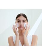 SKIN1004 Madagascar Centella Tone Brightening Cleansing Gel Foam gel de curatare spumant pentru luminozitate si hidratare 125 ml