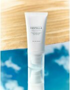 SKIN1004 Madagascar Centella Tone Brightening Tone-Up Sunscreen fluid protector tonifiant pentru față pentru o piele mai luminoasa SPF 50+ 50 ml