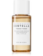 SKIN1004 Madagascar Centella Toning Toner tonic exfoliant delicat pentru piele sensibilă 30 ml