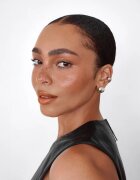 Smashbox LIT STX Blushlighter blush pentru iluminare stick culoare Brnz.GIF 5 g
