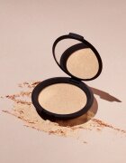 Smashbox x Becca Shimmering Skin Perfector Pressed Highlighter iluminator culoare Moonstone 7 g