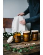 Smells Like Spells Norse Magic Frigga lumânare parfumată cu fitil din lemn (home/partnership) 200 g