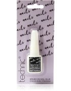 Technic Cosmetics Brush On Nail Glue adeziv pentru unghii 7 ml