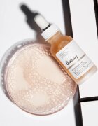 The Ordinary Lactic Acid 10% + HA ser exfoliant de netezire 30 ml