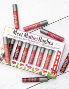 theBalm Meet Matt(e) Hughes Mini Kit San Francisco set de rujuri lichide pentru un efect de lunga durata 6 buc