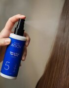 Tomas Arsov SHINE & SEAL spray pentru păr pentru un par stralucitor si catifelat 150 ml