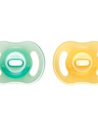 Tommee Tippee Ultra Light Night suzetă Orange/ Green 0-6m 2 buc