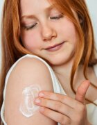 Topicrem AD Emollient Balm balsam loțiune de corp îngrijire pentru piele foarte sensibila sau cu dermatita atopica 500 ml