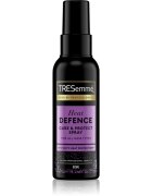 TRESemmé Heat Protection Defence Spray spray cu protecție termică pentru aranjarea cu placa și cu ondulatorul 60 ml