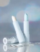 Unleashia Glacier Vegan Lip Balm Balsam de buze hidratant cu particule stralucitoare culoare No.2 Blue Lagoon 3.3 g