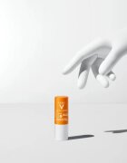 Vichy Capital Soleil Idéal Soleil stick protector pentru zonele sensibile SPF 50+ 9 g