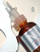 Vichy Liftactiv Supreme ser facial cu efect iluminator cu vitamina C 20 ml