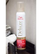 Wella Deluxe Definition & Protection spuma pentru volum mărit 200 ml