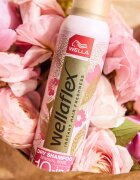 Wella flex Sensual Rose sampon uscat cu parfum floral delicat 180 ml
