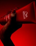 Wella Professionals Ultimate Repair Conditioner balsam hidratant pentru par deteriorat si vopsit 200 ml