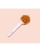 Wet n Wild Essential Powder Brush pensula pentru aplicarea pudrei 1 buc
