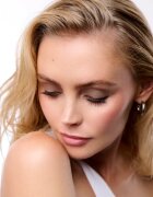 WONDERSKIN IYKYK creion pentru ochi culoare Mink 1.4 g